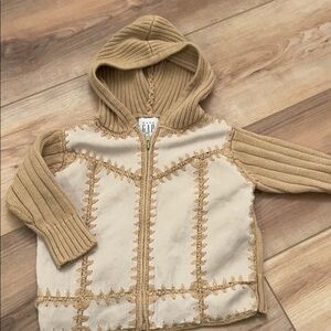 EUC Baby Gap hooded sweater with faux suede detail​​​​​​​​​​​​​